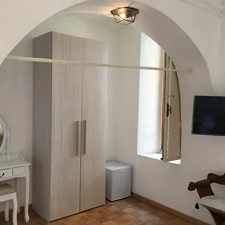 La Tana Dei Leoni Firenze