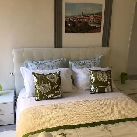 La Tana Dei Leoni 4*